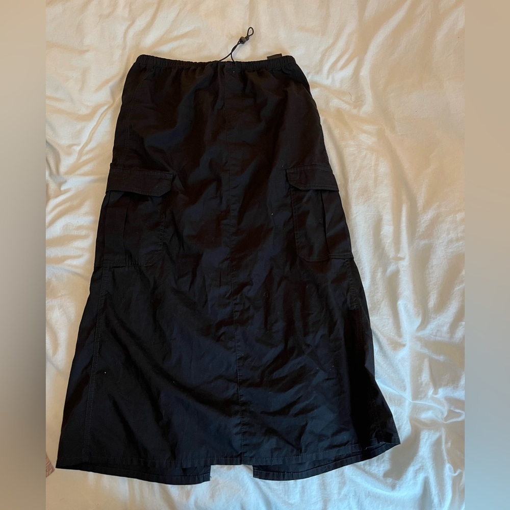 H&M Midi cargo skirt